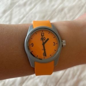 40 nine Japanese made watch with rubber band